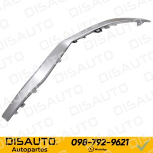 MOLDURA (DERECHA) PLATEADA DE GUARDACHOQUE DELANTERO CHERY TIGGO 7 PRO 1.5T 2022+
